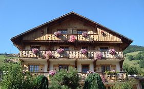 Les Chalets De La Griyotire